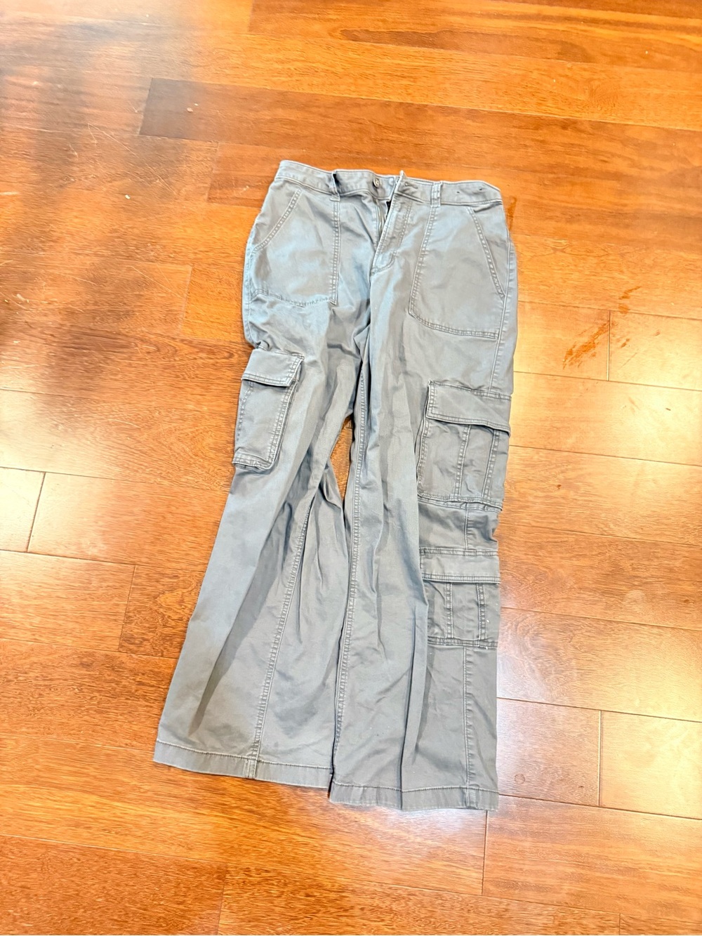 Hollister Men's Cargo Pants in Light Gray